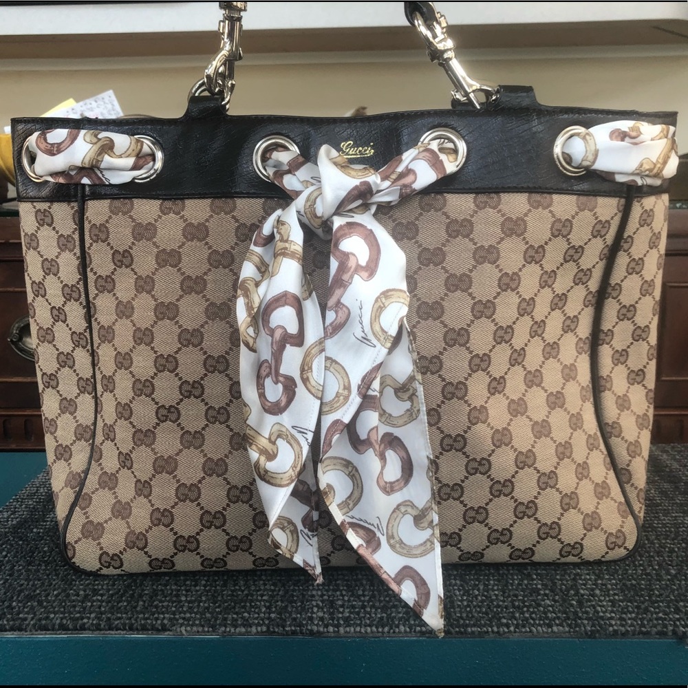 AUTHENTIC Gucci Tote